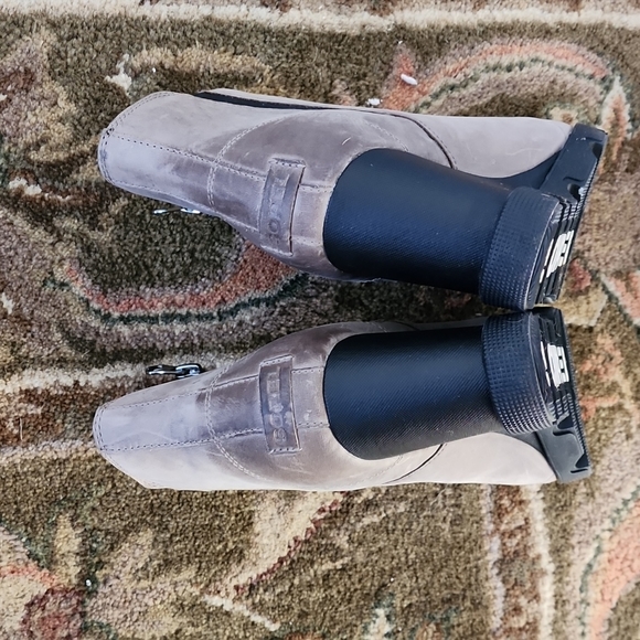 Sorel Shoes Sorel Joan Uptown Zip Bootie Poshmark